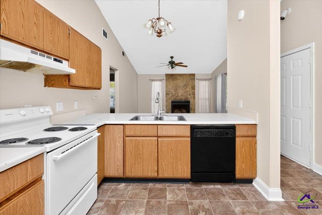 233 Somerset Drive, Warner Robins, GA 31088