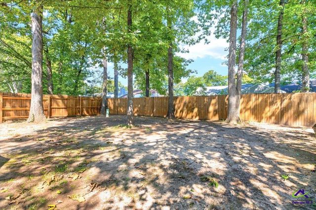 233 Somerset Drive, Warner Robins, GA 31088