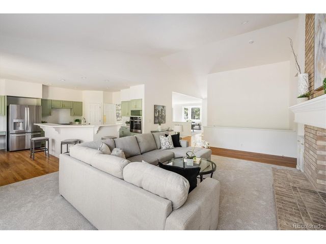 2520 Columbine Cir, Lafayette, CO 80026