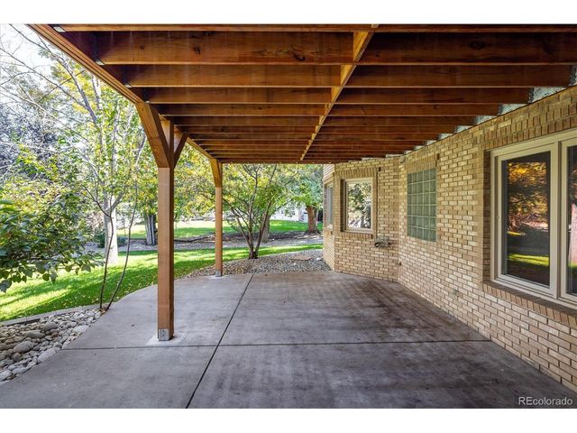 2520 Columbine Cir, Lafayette, CO 80026