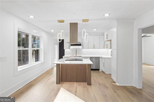 1841 CHILDRESS, Atlanta, GA 30311