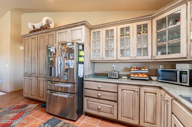 1491 Circulo Sombrero Rio, Rio Rico, AZ 85648