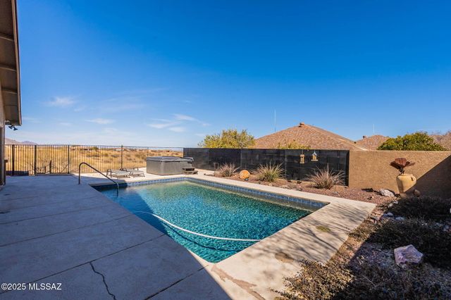 1491 Circulo Sombrero Rio, Rio Rico, AZ 85648