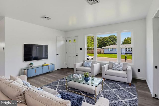 21975 SPRING VALLEY DR, Lexington Park, MD 20653