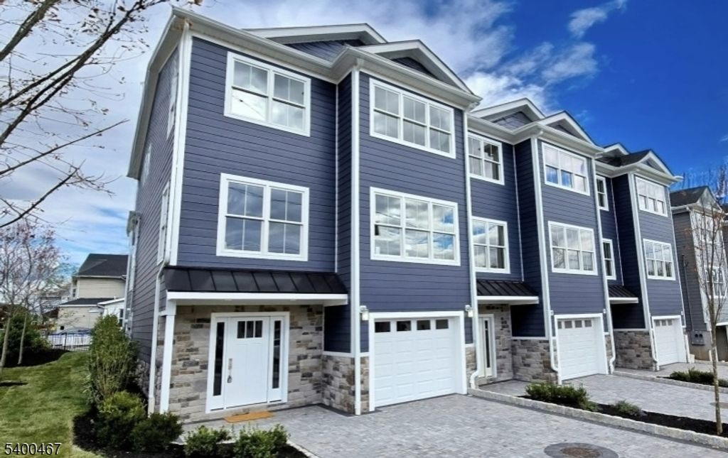 186 Canterbury Ave, North Arlington Boro, NJ 07031 — exterior