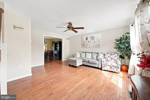 4009 OAK ST, Wilmington, DE 19808