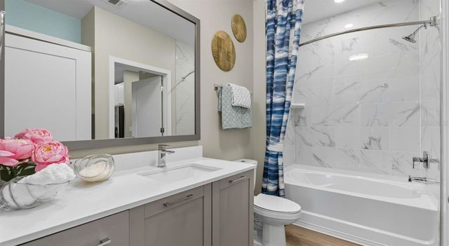 32475 SUGARPLUM LOOP, Wesley Chapel, FL 33543