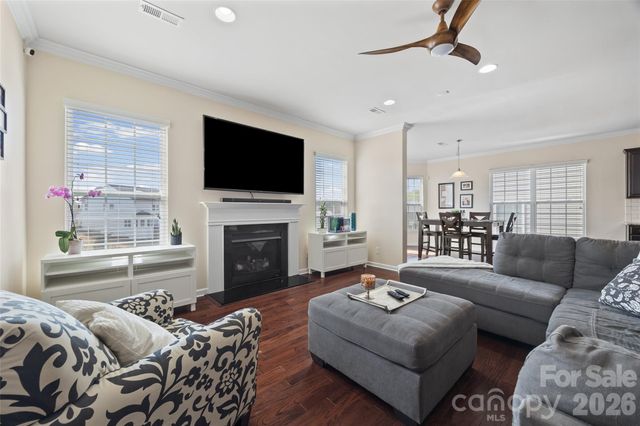 327 Hawks Creek Parkway, Fort Mill, SC 29708