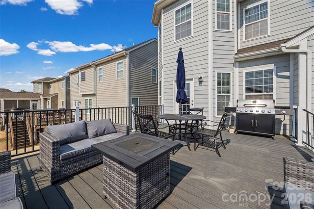 327 Hawks Creek Parkway, Fort Mill, SC 29708