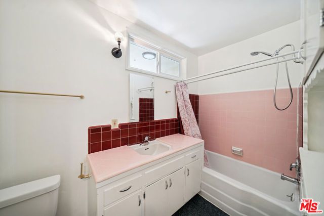 5319 Vantage Avenue 5, Valley Village, CA 91607