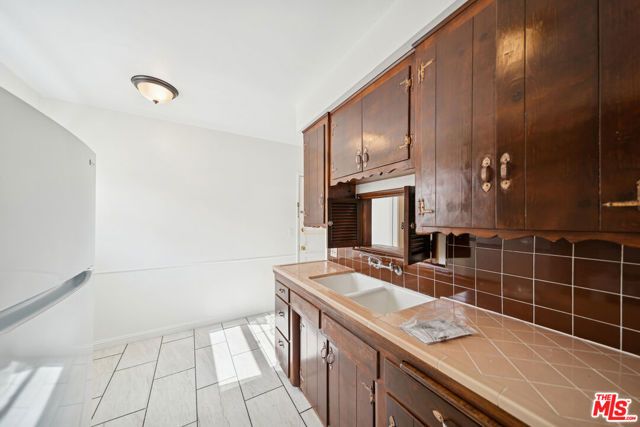 5319 Vantage Avenue 5, Valley Village, CA 91607