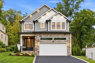8 Roosevelt Ter, Livingston Twp., NJ 07039