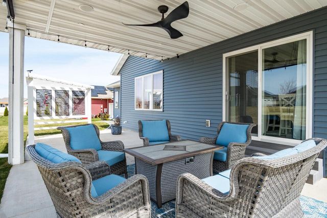 1506 Bridger DRIVE, Holmen, WI 54636