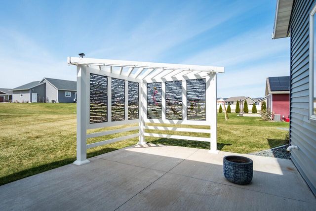 1506 Bridger DRIVE, Holmen, WI 54636