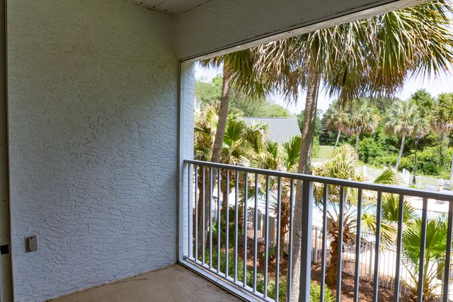 4270 Calinda Lane APT 326, Niceville, FL 32578