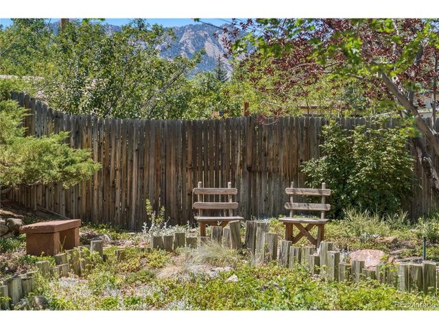 3290 Darley Ave, Boulder, CO 80305
