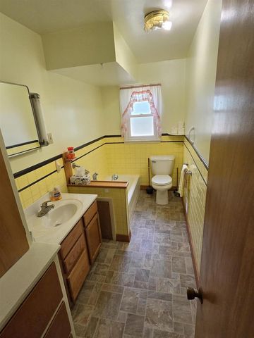 218 DODGE STREET, Princeton, WI 54968