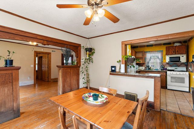 982 Case Avenue, Saint Paul, MN 55106