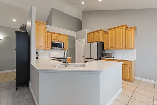 4488 SUMMERWOOD DR, Bountiful, UT 84010