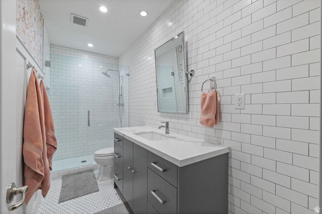 4488 SUMMERWOOD DR, Bountiful, UT 84010