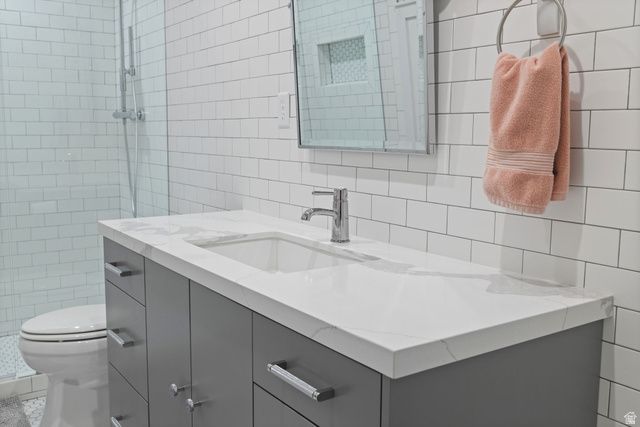 4488 SUMMERWOOD DR, Bountiful, UT 84010