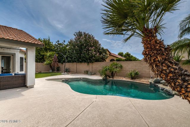 8809 W ALEX Avenue, Peoria, AZ 85382
