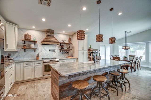 8809 W ALEX Avenue, Peoria, AZ 85382