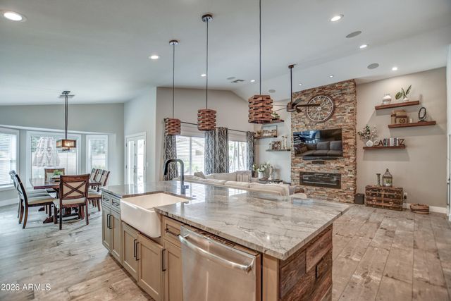 8809 W ALEX Avenue, Peoria, AZ 85382