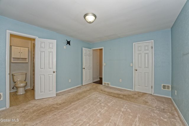 638 Top Ridge Drive, Guilderland, NY 12203