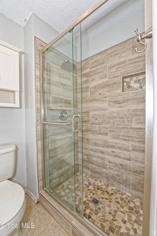 638 Top Ridge Drive, Guilderland, NY 12203