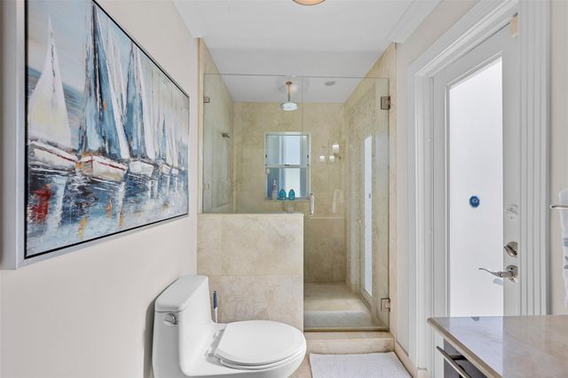 910 Jasmine Drive, Delray Beach, FL 33483