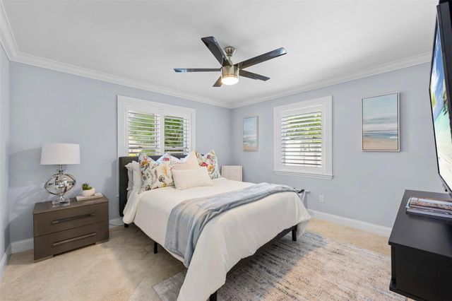 910 Jasmine Drive, Delray Beach, FL 33483