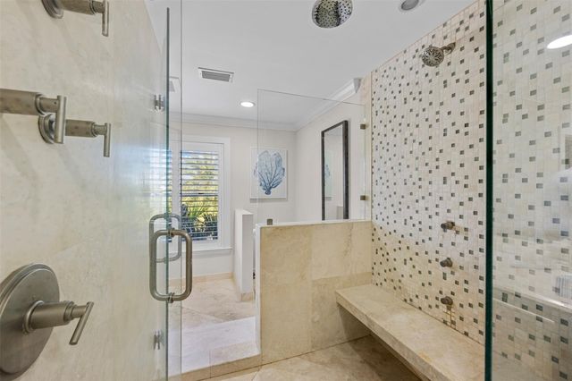 910 Jasmine Drive, Delray Beach, FL 33483