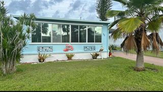 11 SE Casa Rio Road, Port St Lucie, FL 34952