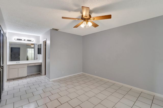 4385 Willow Brook Circle, West Palm Beach, FL 33417
