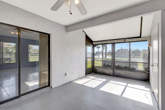 4385 Willow Brook Circle, West Palm Beach, FL 33417