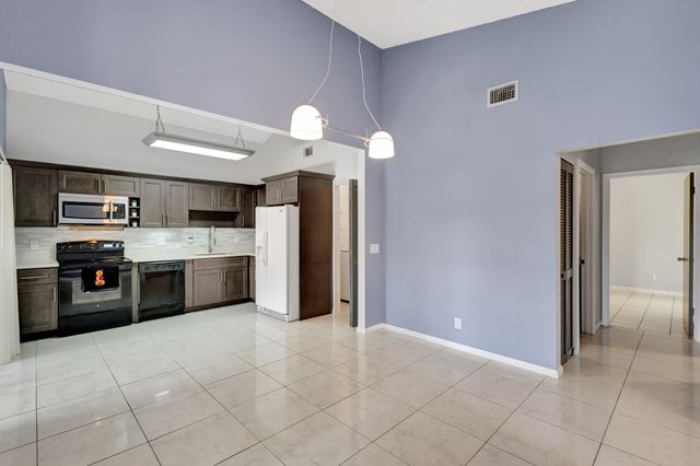4385 Willow Brook Circle, West Palm Beach, FL 33417