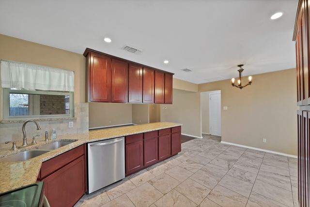 4409 Aspen Way, Haltom City, TX 76137