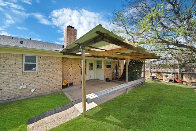 4409 Aspen Way, Haltom City, TX 76137