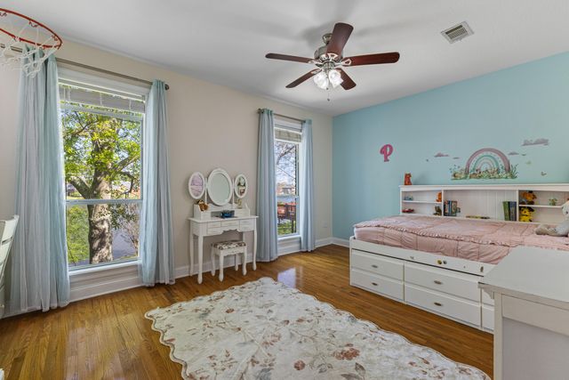 29 Stones Throw Dr., Hattiesburg, MS 39402