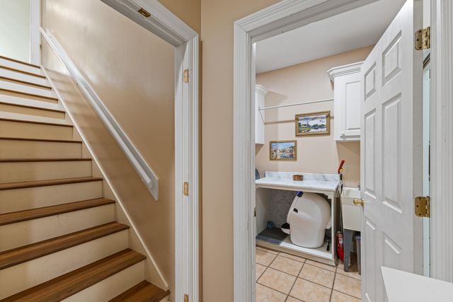 29 Stones Throw Dr., Hattiesburg, MS 39402