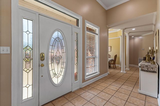 29 Stones Throw Dr., Hattiesburg, MS 39402