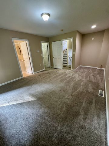 31 Marie Street APT B, New Haven, CT 06513