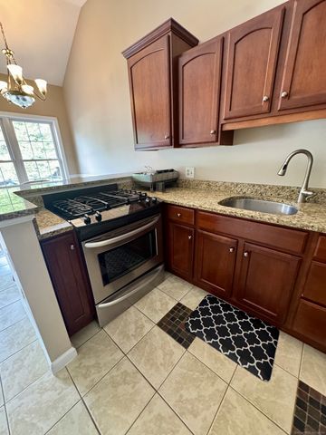 31 Marie Street APT B, New Haven, CT 06513