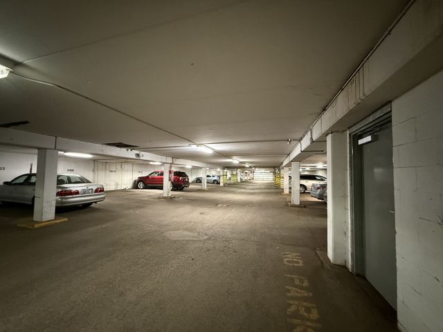 13000 W Heiden Circle 3105, Lake Bluff, IL 60044