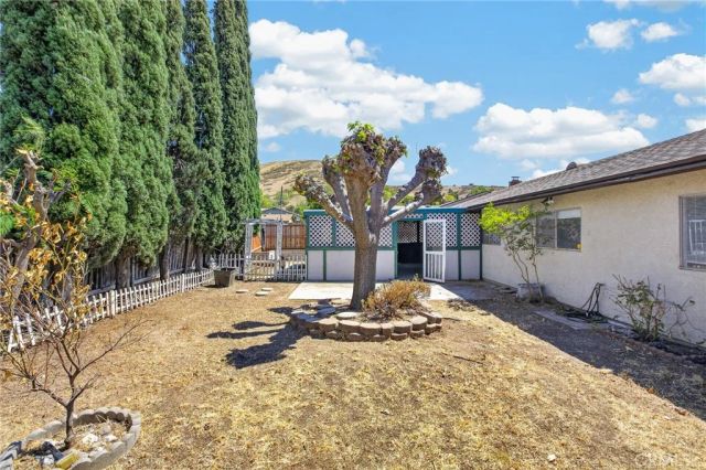 4405 Lakewood, San Bernardino, CA 92407