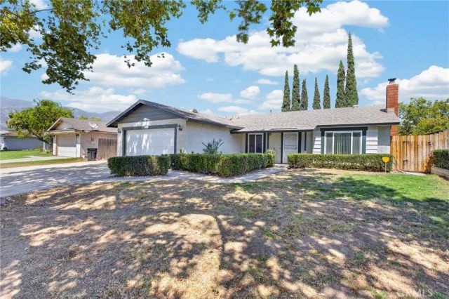 4405 Lakewood, San Bernardino, CA 92407
