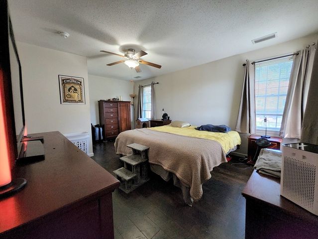 3096 Main St 3096, Palmer, MA 01069