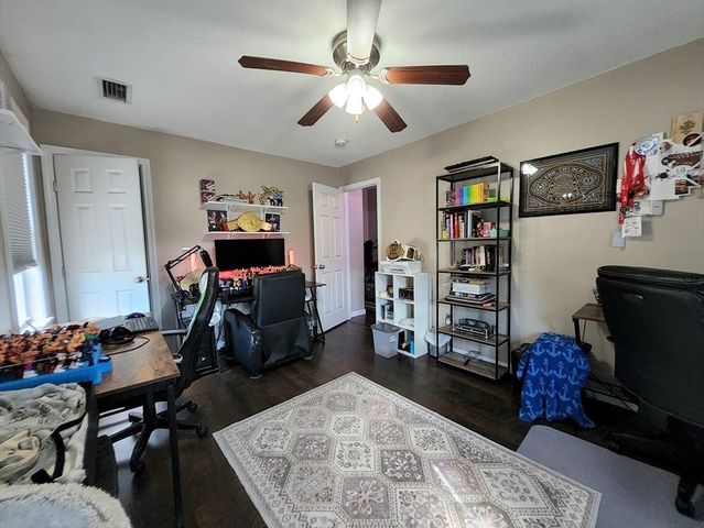 3096 Main St 3096, Palmer, MA 01069