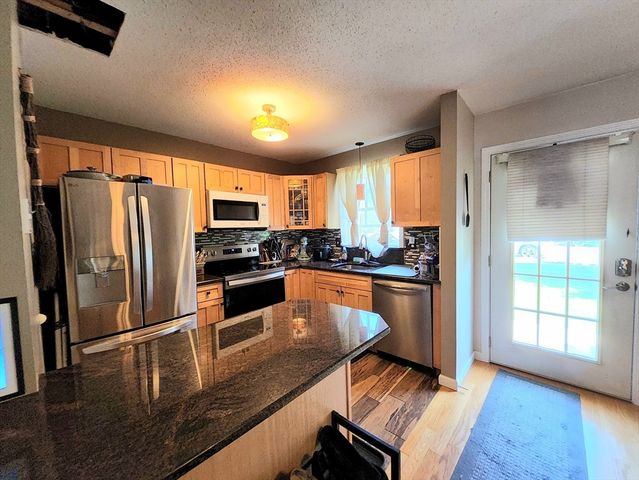 3096 Main St 3096, Palmer, MA 01069